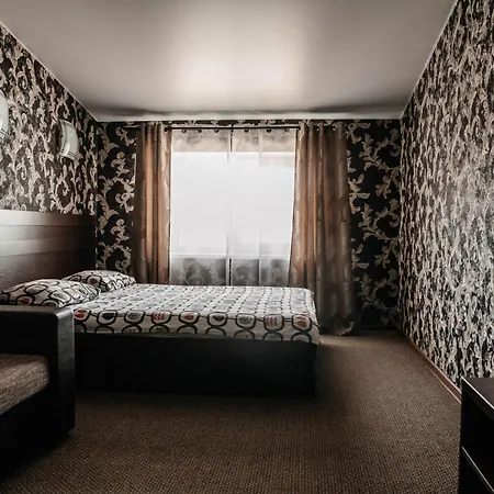 Mini-hotel La Menska ホテル