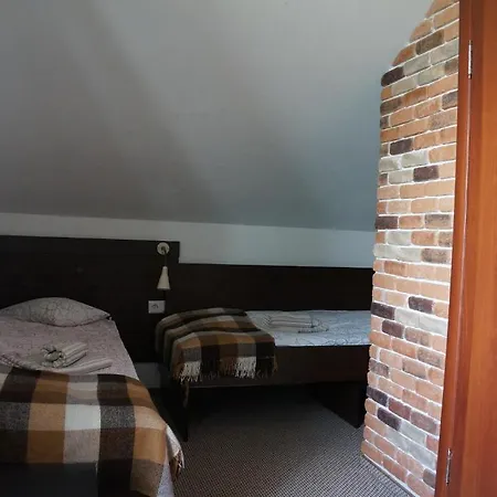 Mini-hotel La Menska ホテル