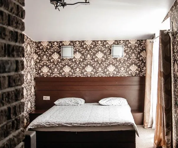 Mini-hotel La Menska Ξενοδοχείο