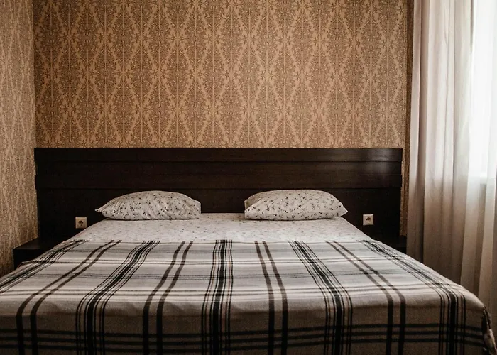 酒店 Mini-hotel La Menska 3*